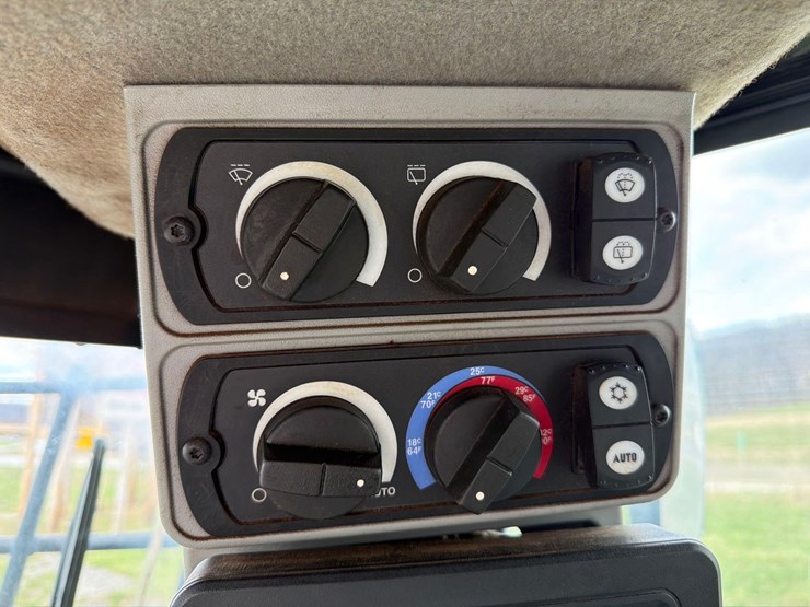 2021-caterpillar-966m-image-23