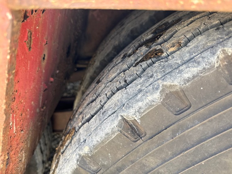 massey-ferguson-8-image-32