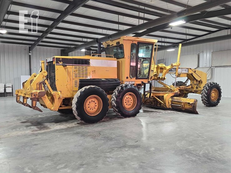 2005-caterpillar-140h-image-3