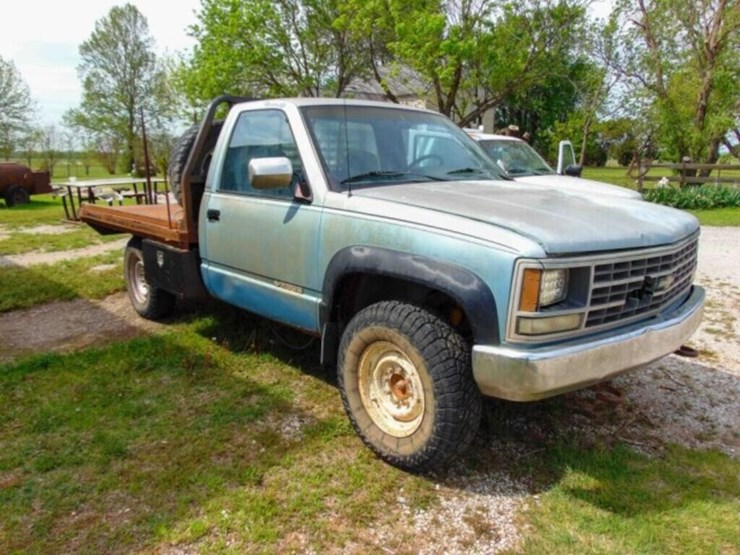 1989-chevrolet-2500-image-3