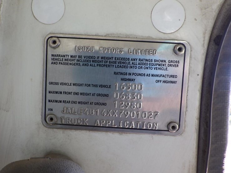 1999-isuzu-nqr-image-37