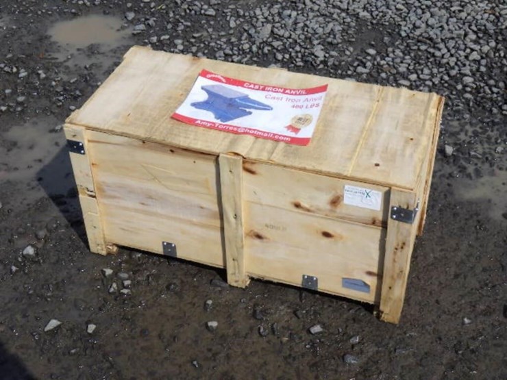 cast-iron-anvil-400lbs-image-1
