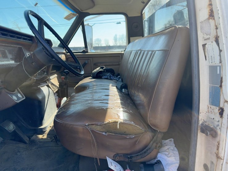 1989-ford-f600-image-17