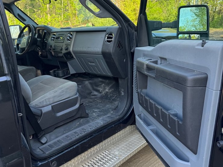 2012-ford-f450-image-16