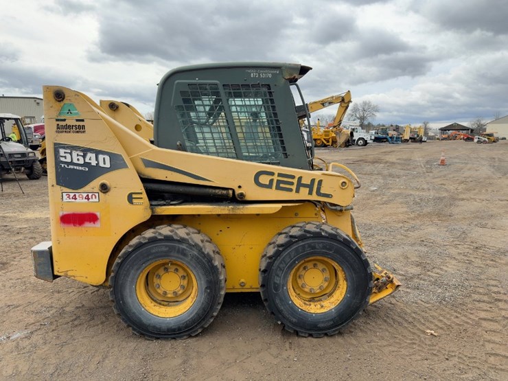 2006-gehl-5640-image-6