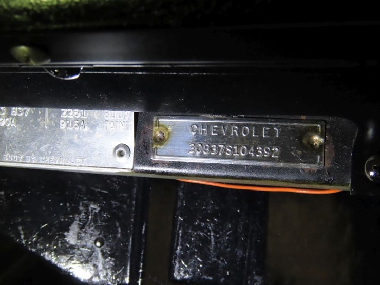 1963-chevrolet-corvette-stingray-split-window-coupe-image-26