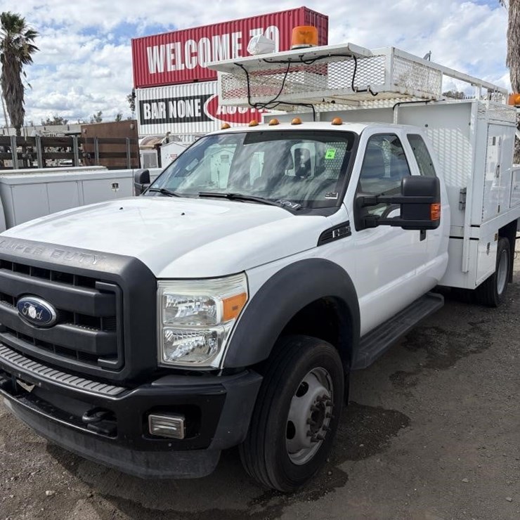 2015 FORD F550