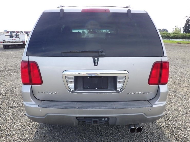 2003-lincoln-navigator-image-6