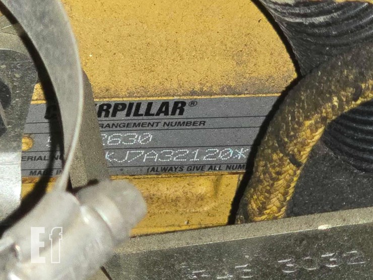 caterpillar-953-image-27