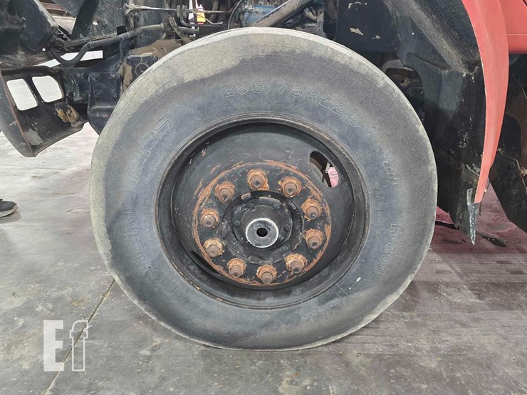 1990-international-4900-image-22