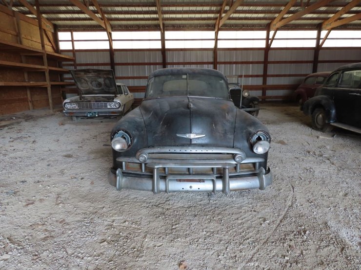 1949-chevrolet-4dr-sedan-image-2