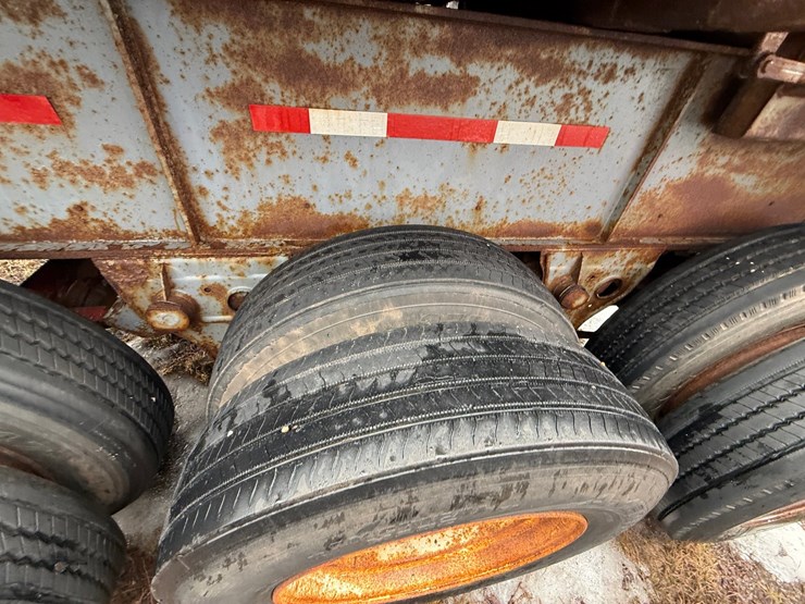 #1130-•-26'-end-dump-semi-trailer-image-37