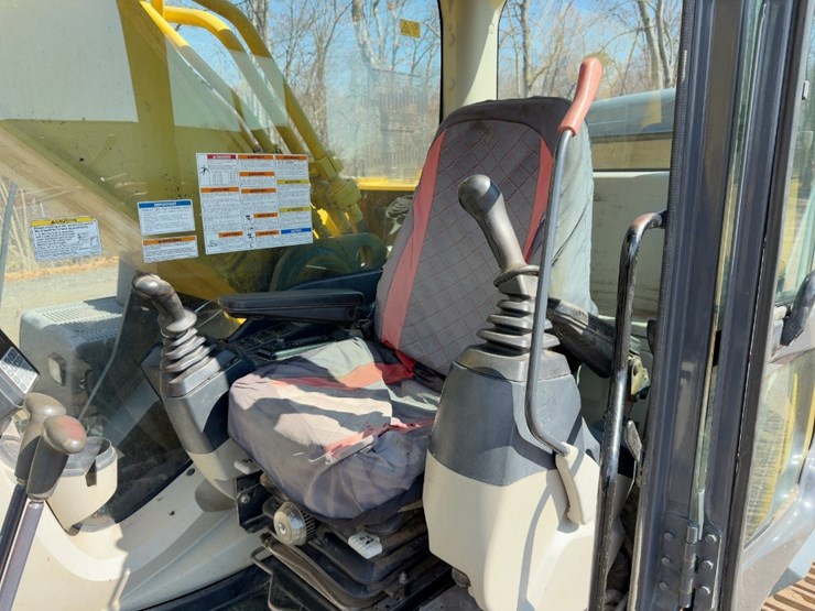 2012-kobelco-sk350-lc-9-image-35