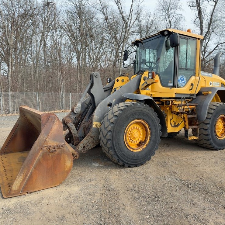 2013 VOLVO L70G