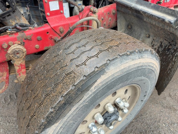 2000-mack-rd688s-image-10