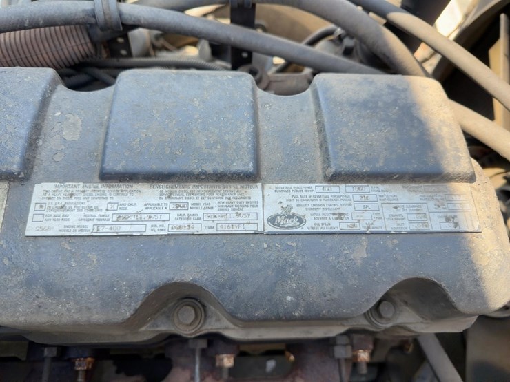 2001-mack-rd688s-image-11