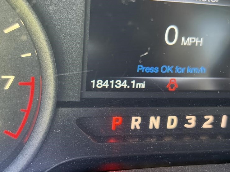 2017-ford-f150-xl-image-12