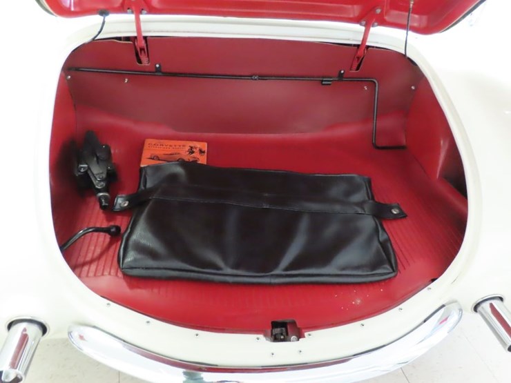 rare-1953-chevrolet-corvette-image-48