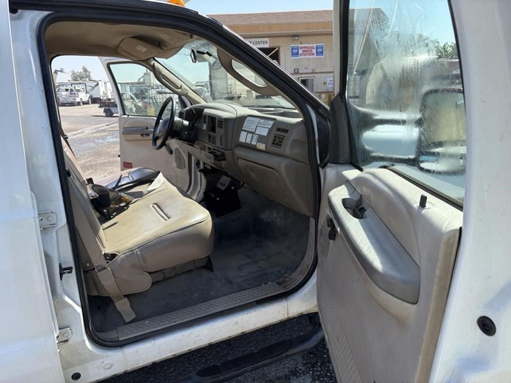 2004-ford-f350-sd-image-10