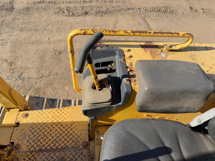 1988-deere-450g-image-29