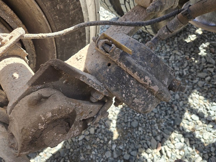 2007-massey-ferguson-8-image-37