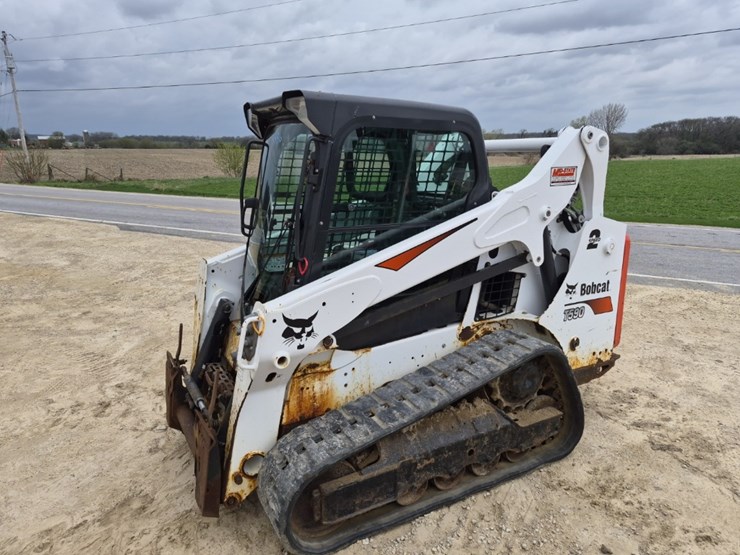 2018-bobcat-t590-image-12