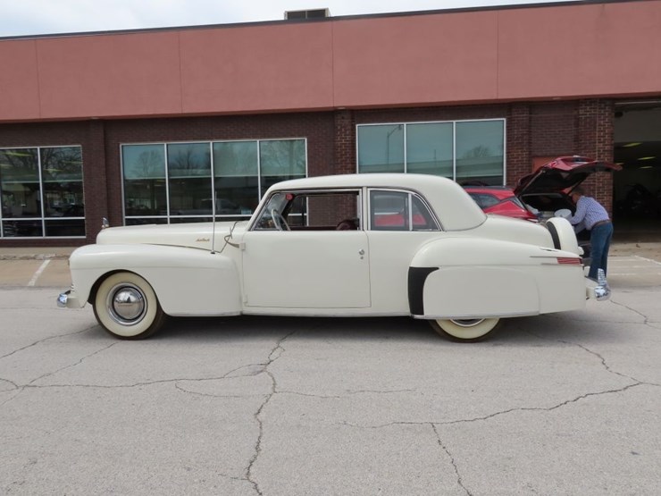 1942-lincoln-continental-coupe-image-6