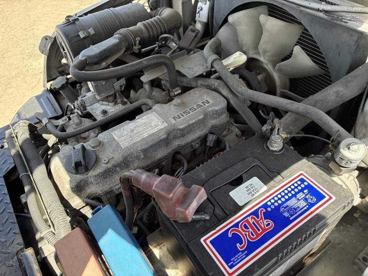 2011-nissan-a22-mcp1r2a25lv-forklift-image-19