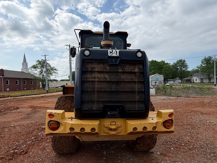 2016-caterpillar-926m-image-10