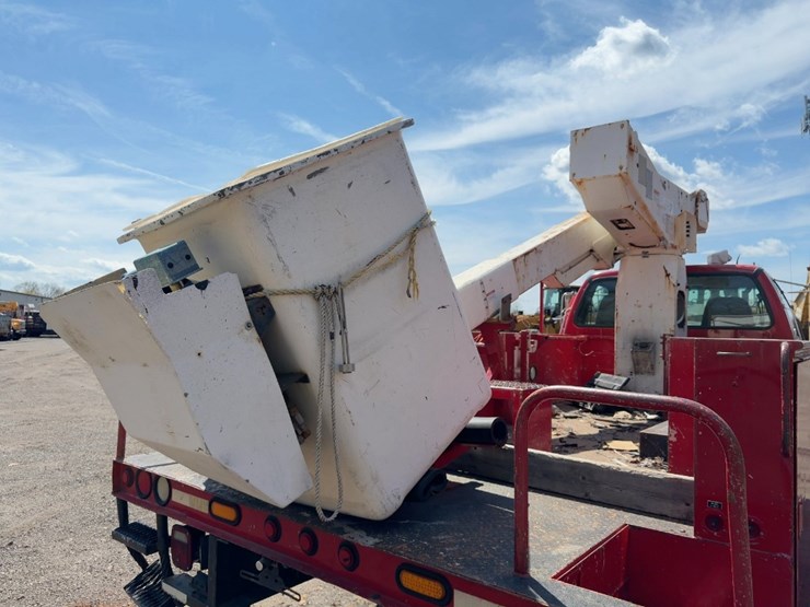 2007-ford-f750-xl-image-22