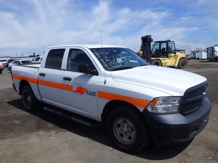 2014-dodge-1500-image-2