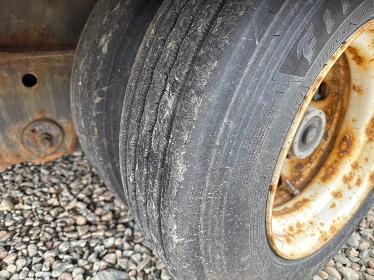 2018-massey-ferguson-8-image-35