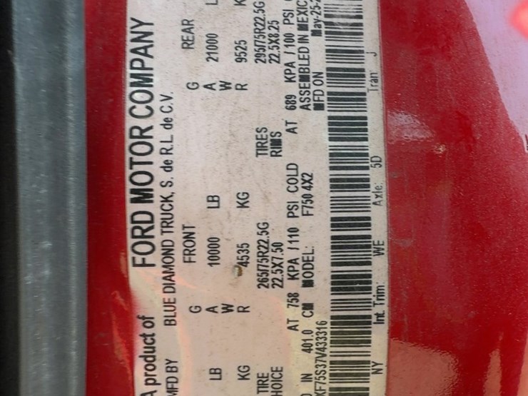 2007-ford-f750-xl-image-31