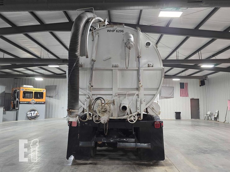 2012-international-workstar-7600-image-8