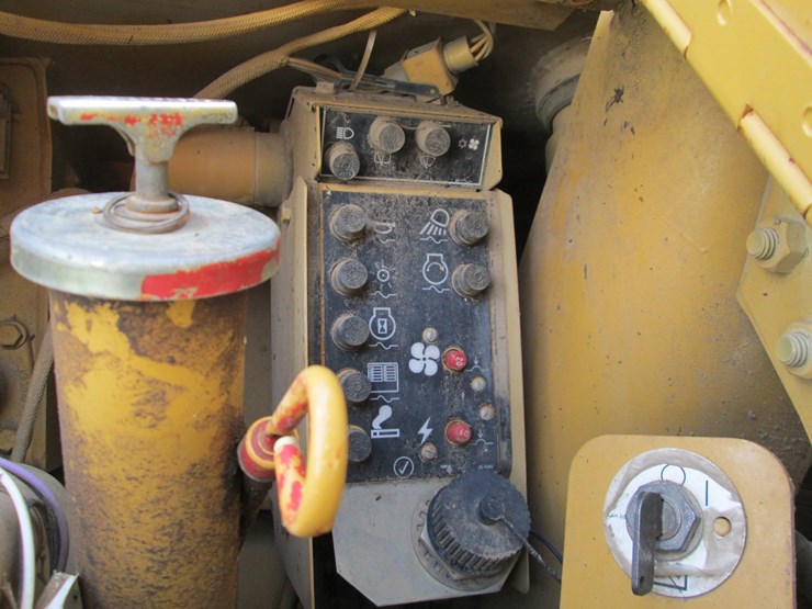 1995-caterpillar-d5h-image-11