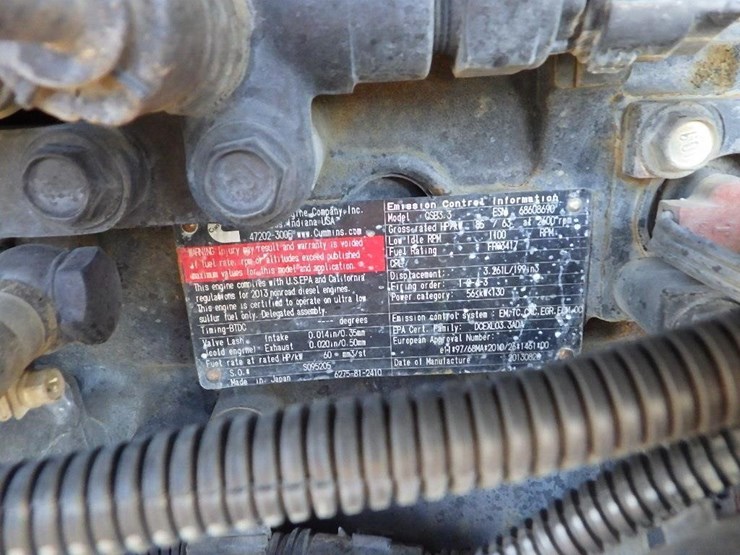 2014-jlg-6042-telescopic-reach-lift-image-12