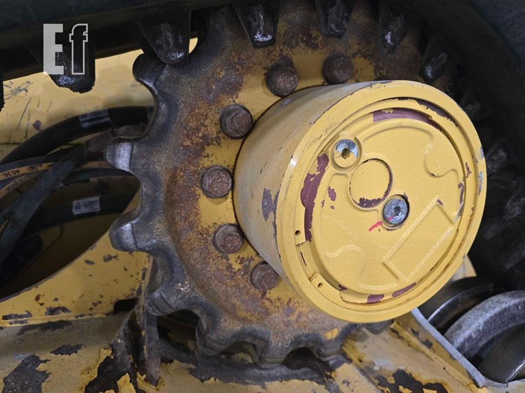 2021-caterpillar-289d3-image-29