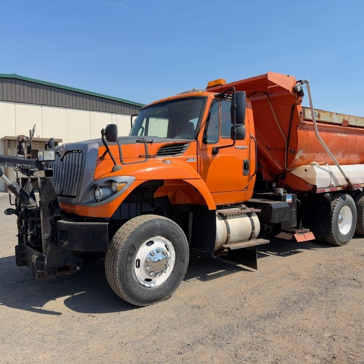 2012 INTERNATIONAL 7600