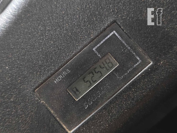 2017-doosan-dl300-5-image-19