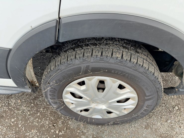 2019-utility-van-image-8