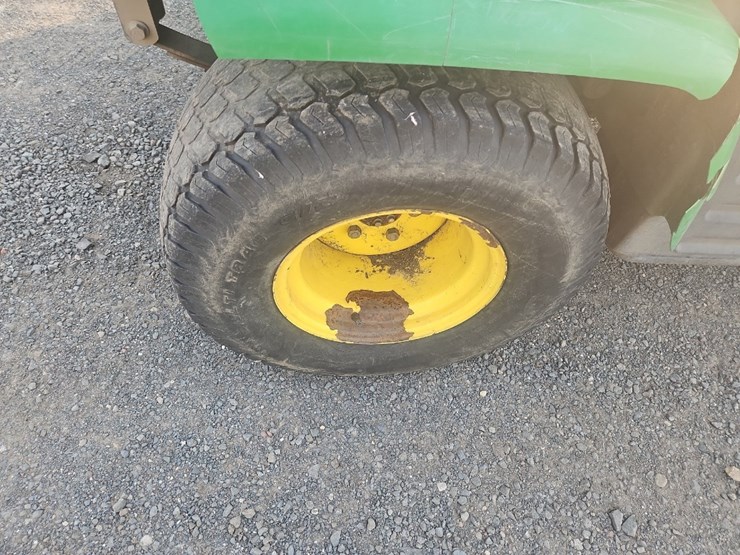 john-deere-progator-2030-image-11