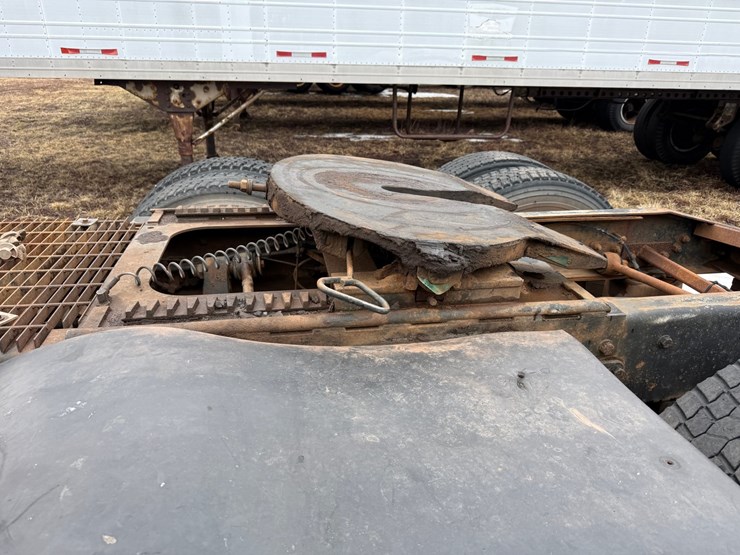 1999-western-star-5864ss-image-34