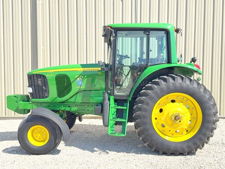 2004-john-deere-7320-image-4