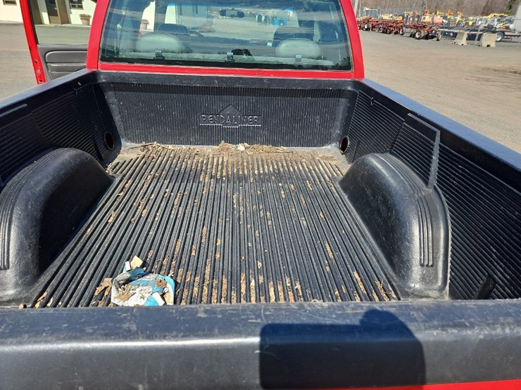 2005-chevrolet-2500hd-image-16