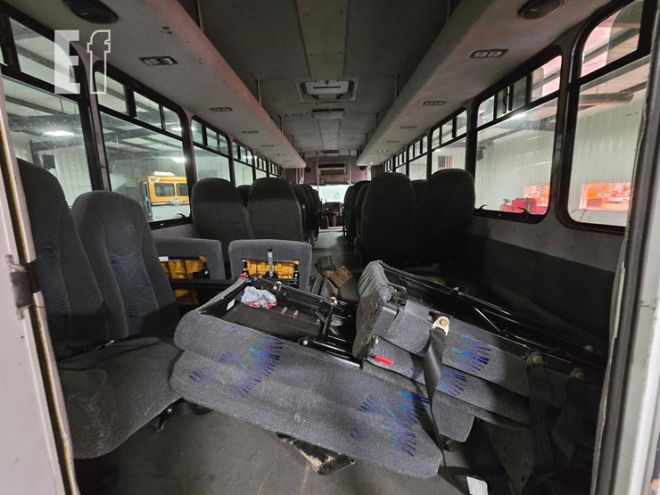 2013-international-3000-image-18