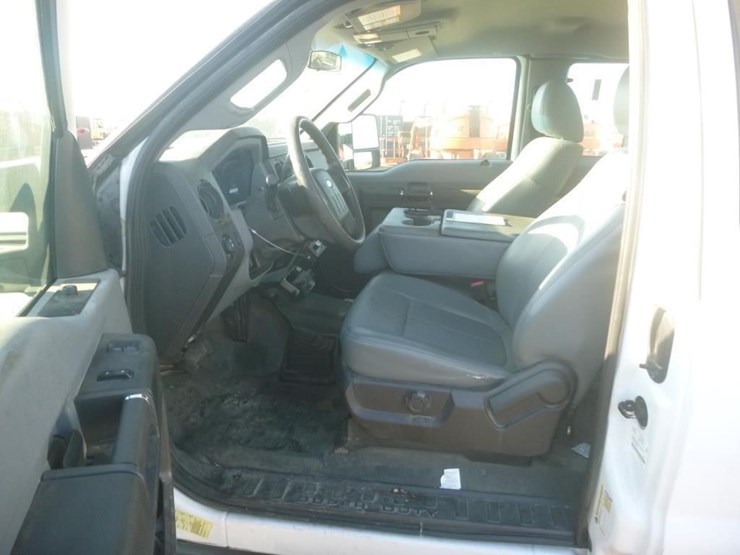 2016-ford-f350-image-12