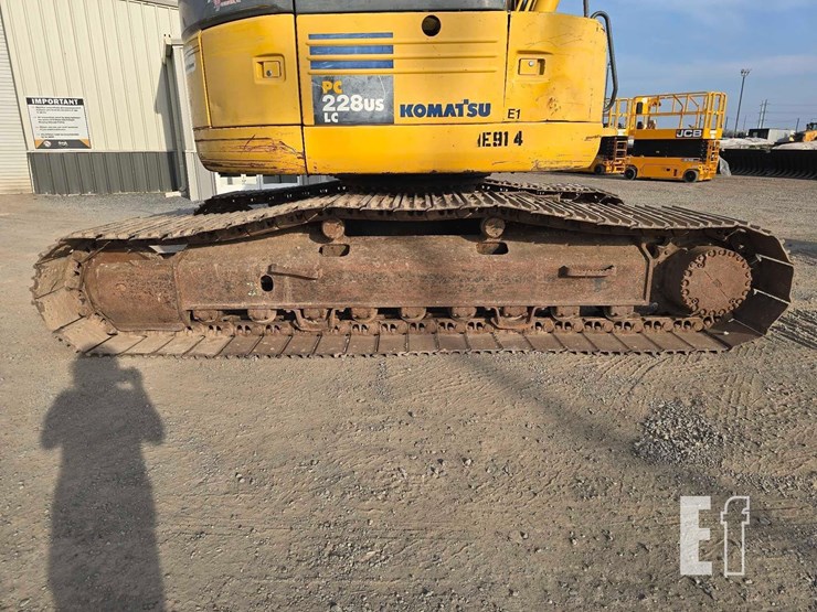 komatsu-pc228us-lc-3n0-image-33