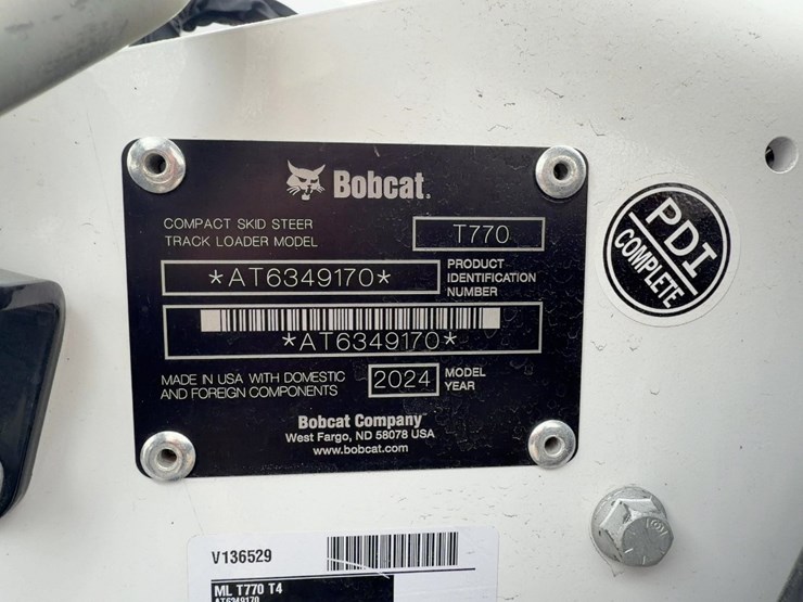 2024-bobcat-t770-image-27