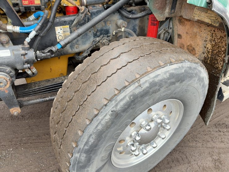 2003-kenworth-t800-image-10