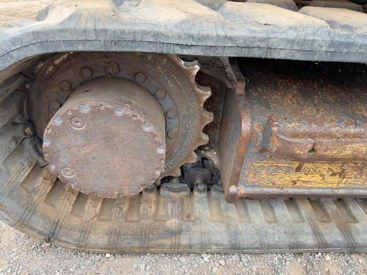 2017-kobelco-sk75sr-3e-image-19